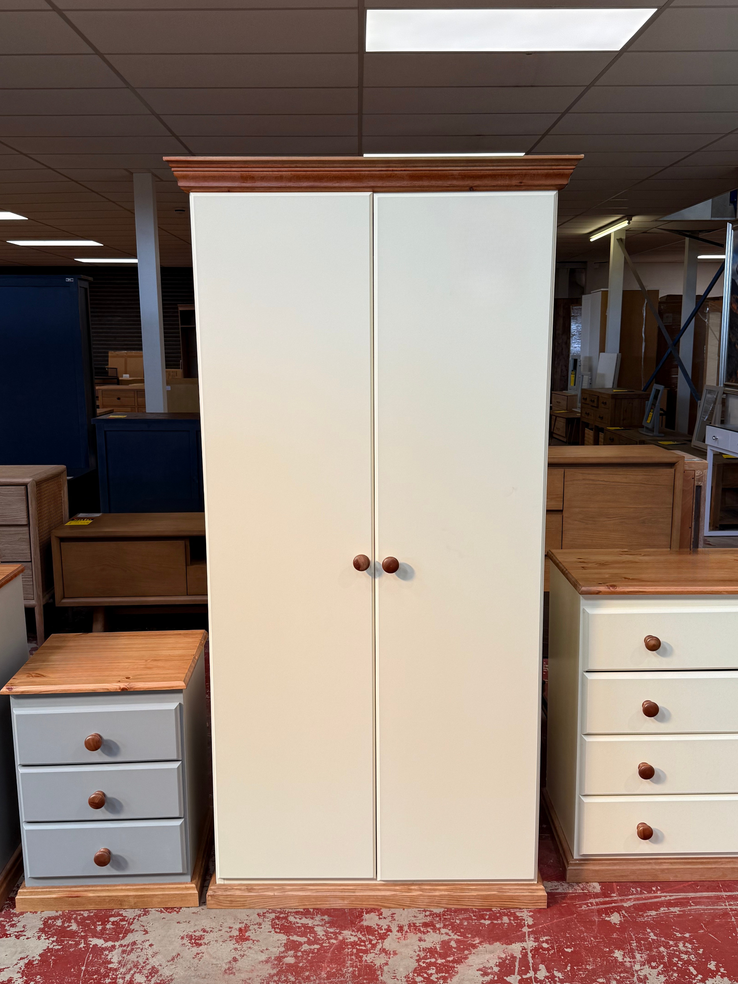 Cream Pine 2-Door Wardrobe