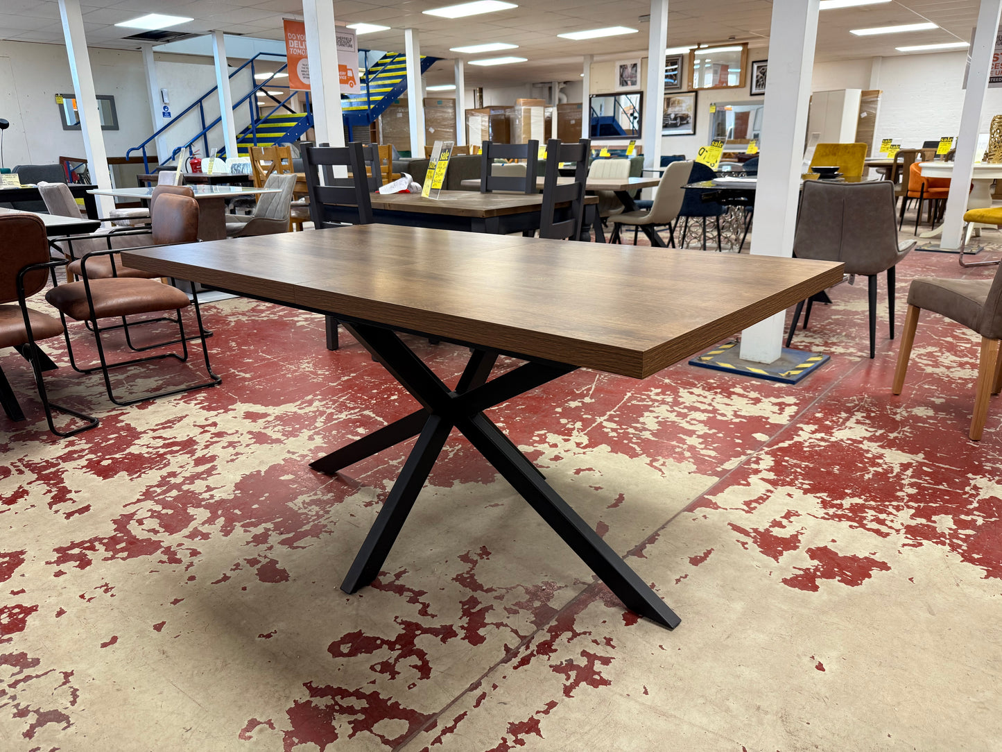 Panama 1.6m extendable table