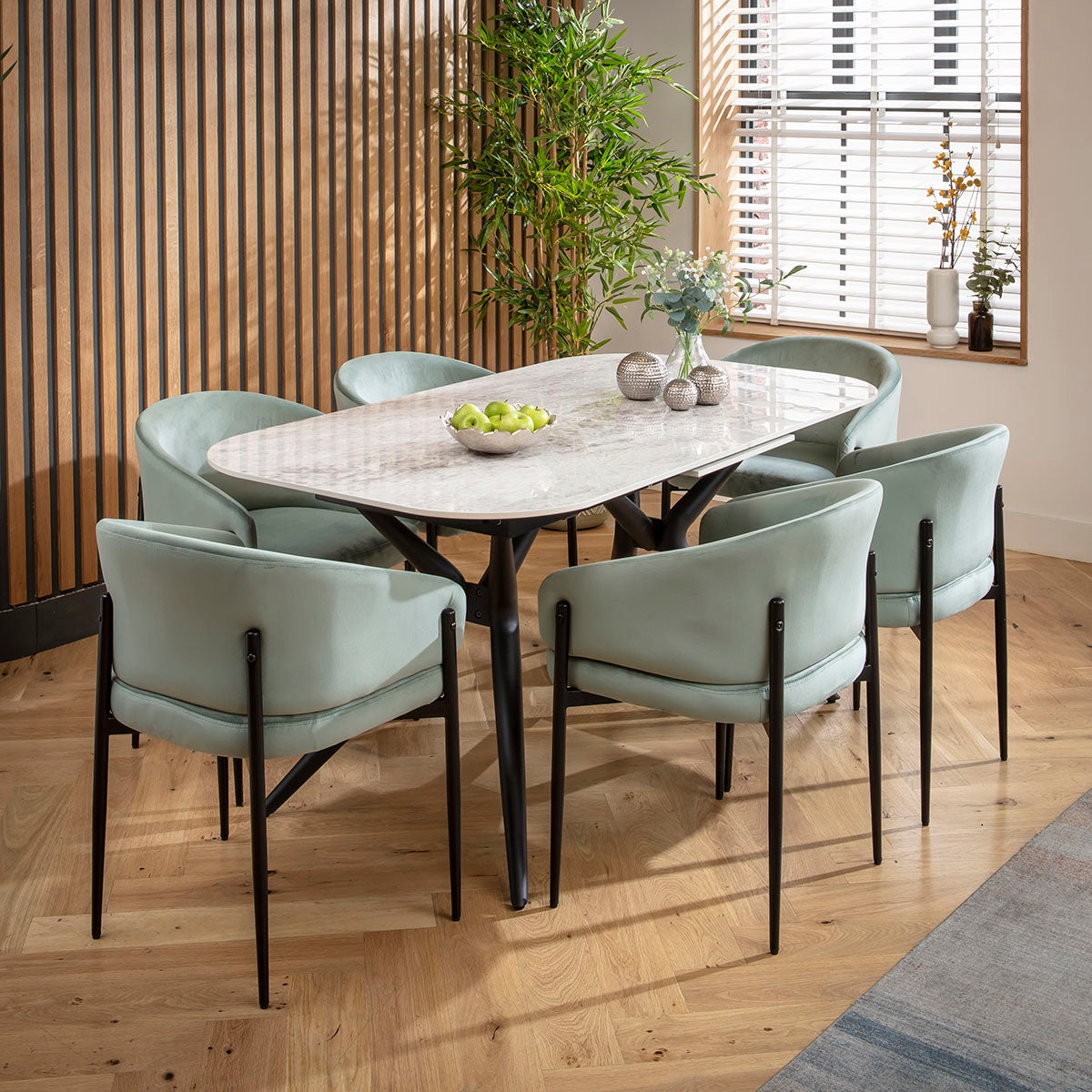 Loki Velvet Carver Dining Chair Green dining chair Such Comfort