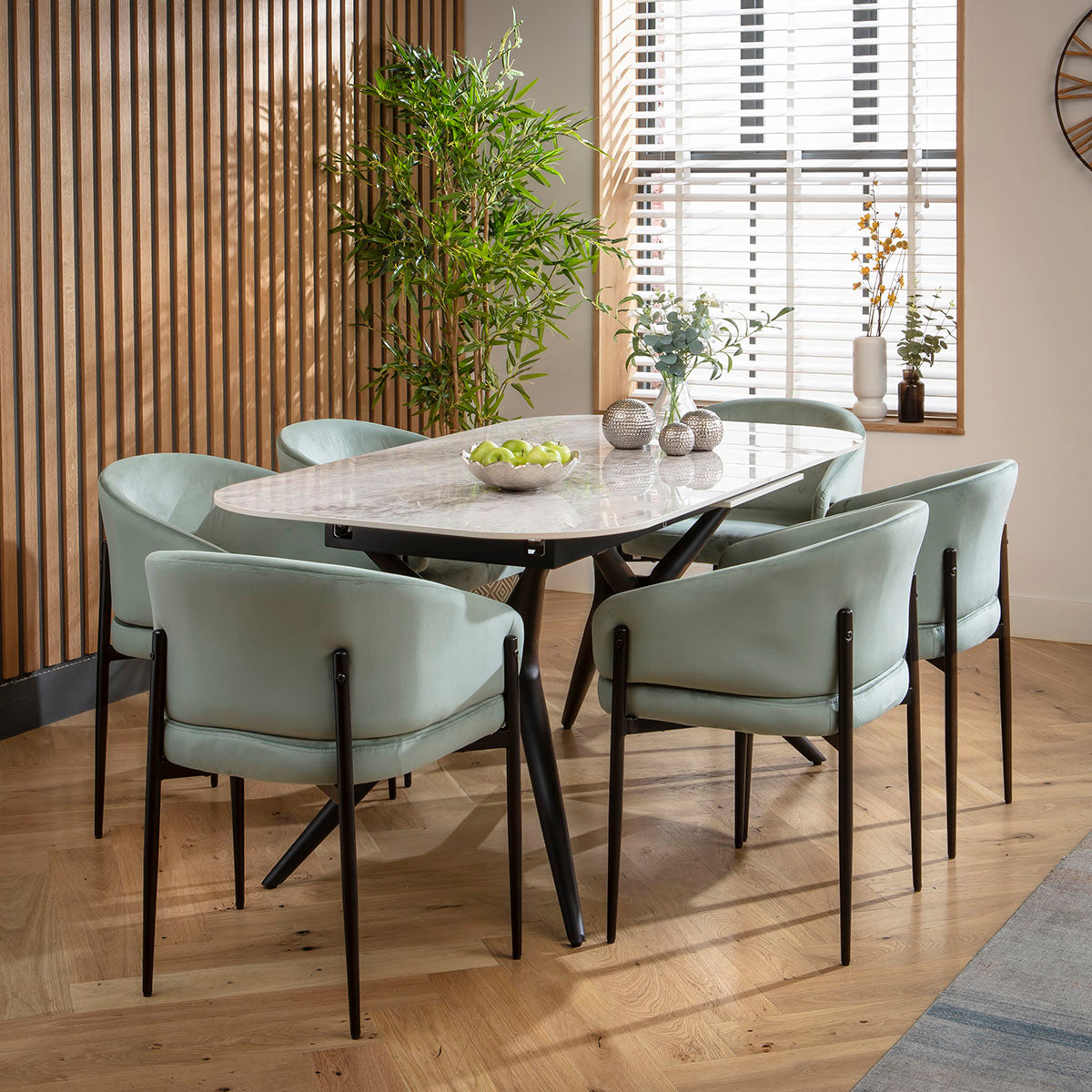 Loki Velvet Carver Dining Chair Green dining chair Such Comfort