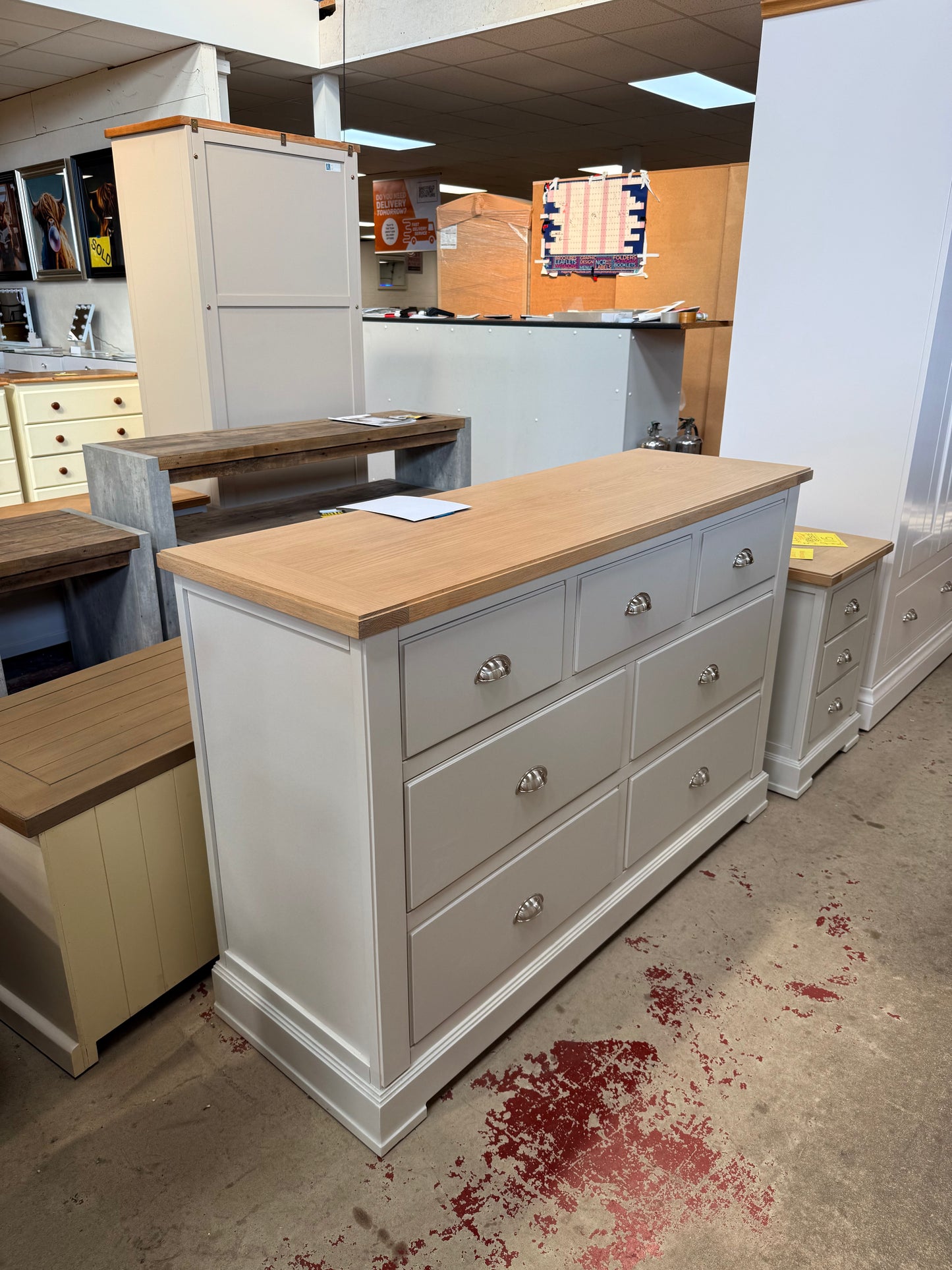 Olive 7-Drawer Long Chest