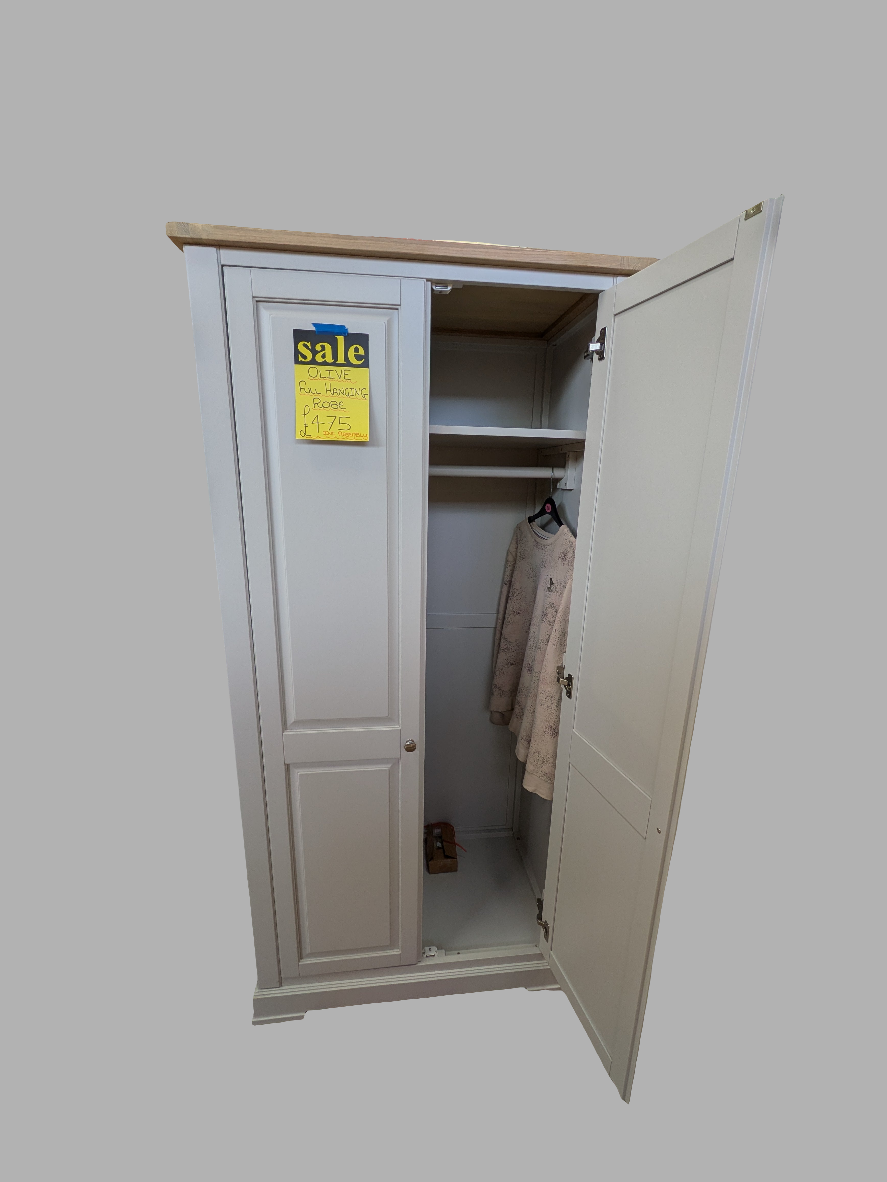 Double door wardrobe, no draws solid oak Olive