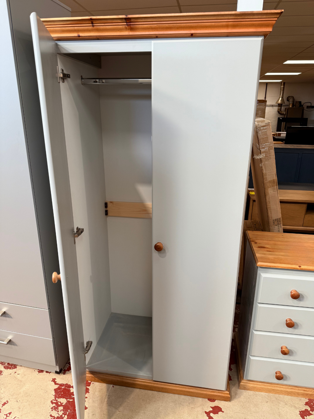 Grey Pine 2-Door Wardrobe