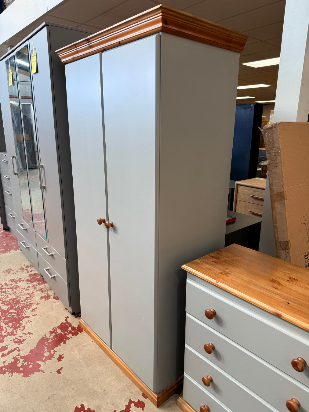 Grey Pine 2-Door Wardrobe