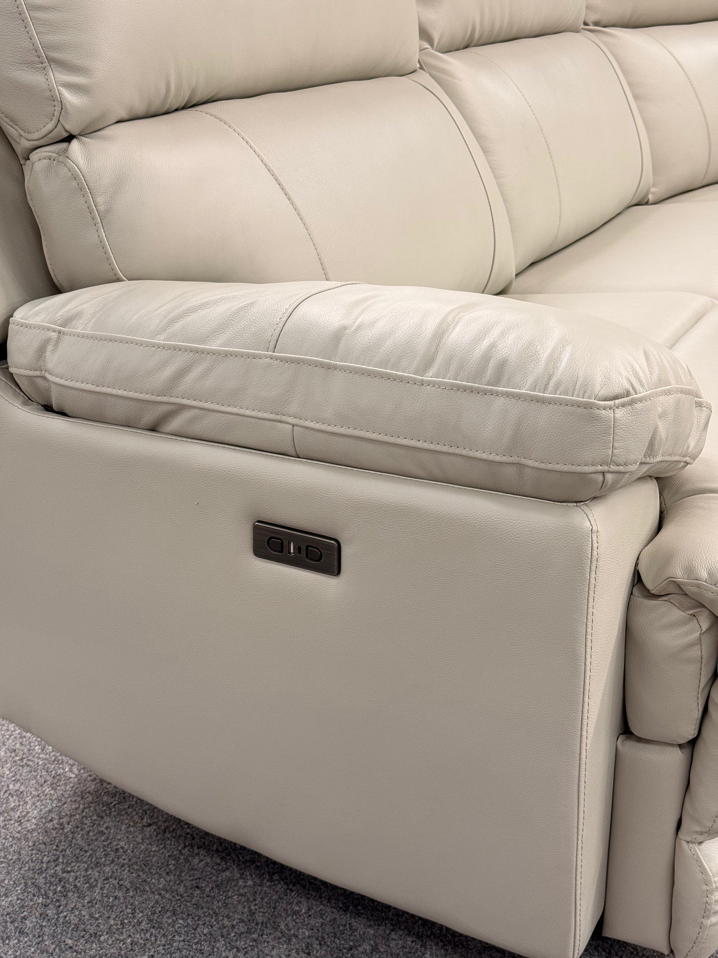 Chris Corner Sofa Power Recliner (Ivory/Charcoal)