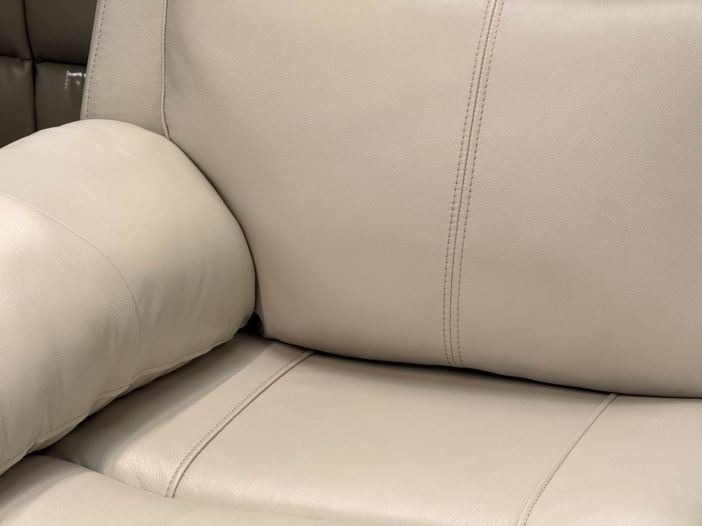 Becks 2-Seater Sofa Power Recliner (Ivory/Caramel)