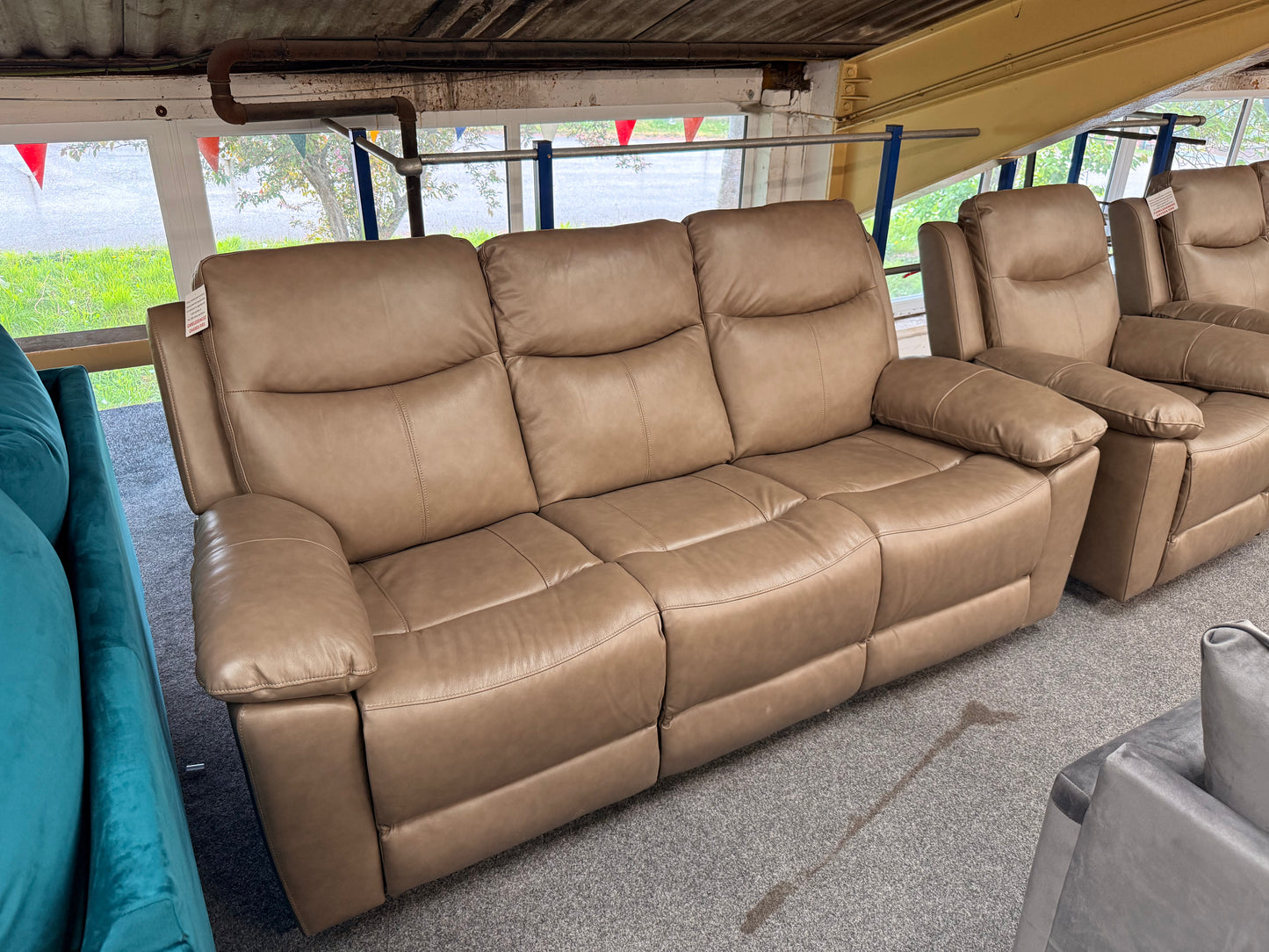 Becks 3-Seater Sofa Power Recliner (Caramel/Ivory)