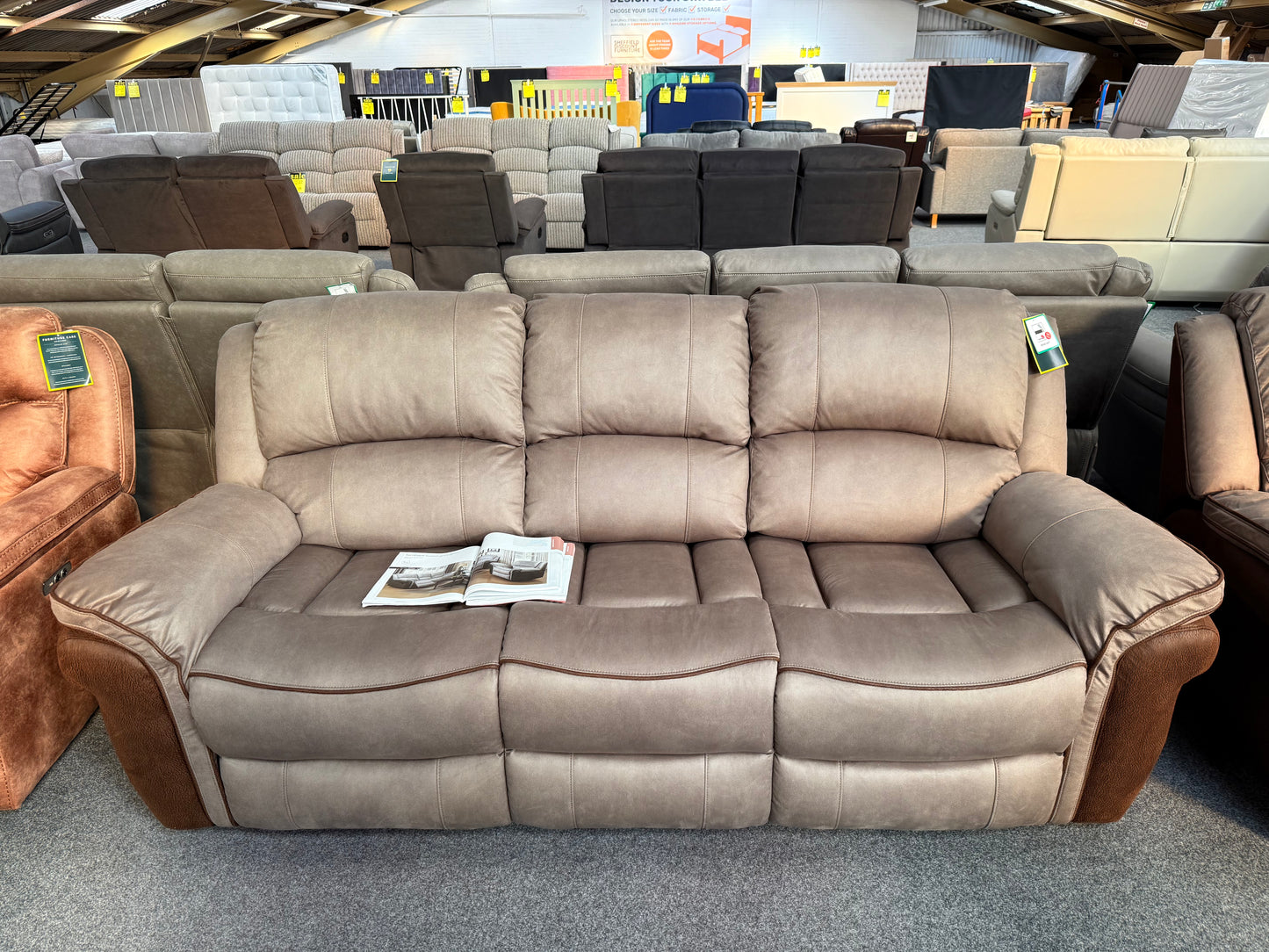 Farnham Reclining Sofa Set (Multiple Options)