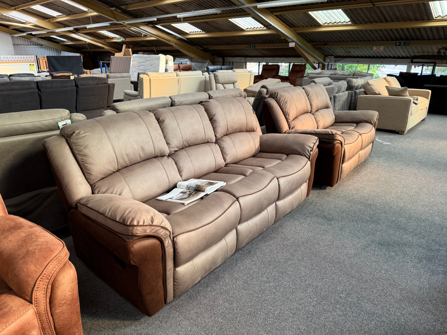 Farnham Reclining Sofa Set (Multiple Options)