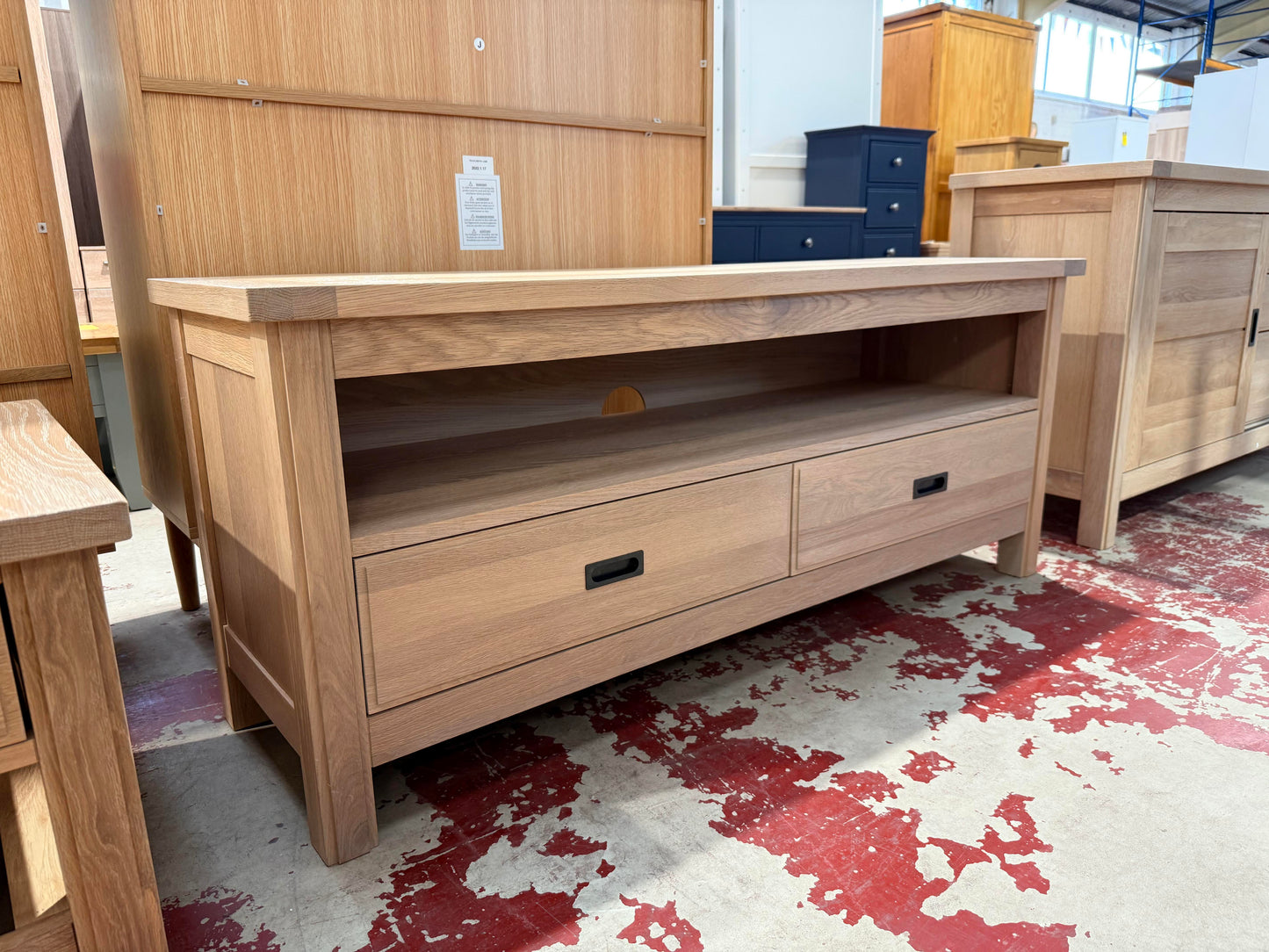 Albany Oak TV Media Unit