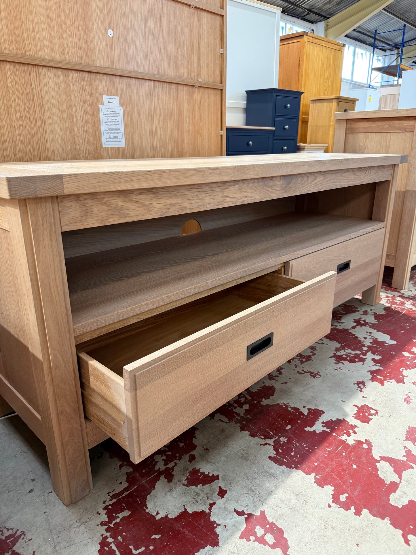 Albany Oak TV Media Unit