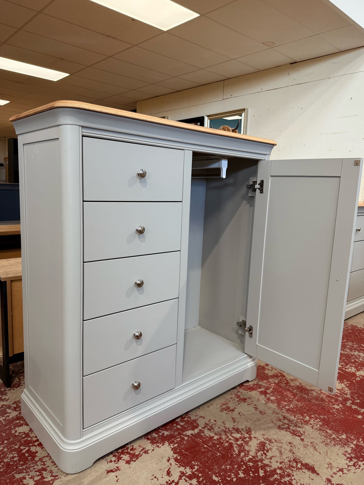 Coniston Gents Chest (5-Drawers+Cupboard)