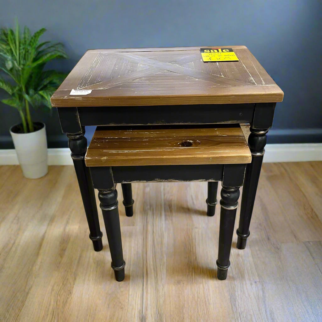 Hen Rustic Nest Of 2 Tables Sheffield Discount Furniture