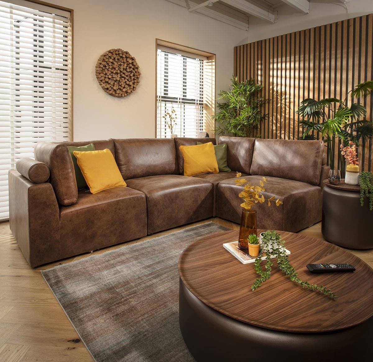 Victoria 4 Seater Corner Sofa Antique Brown 266x174cm 12L