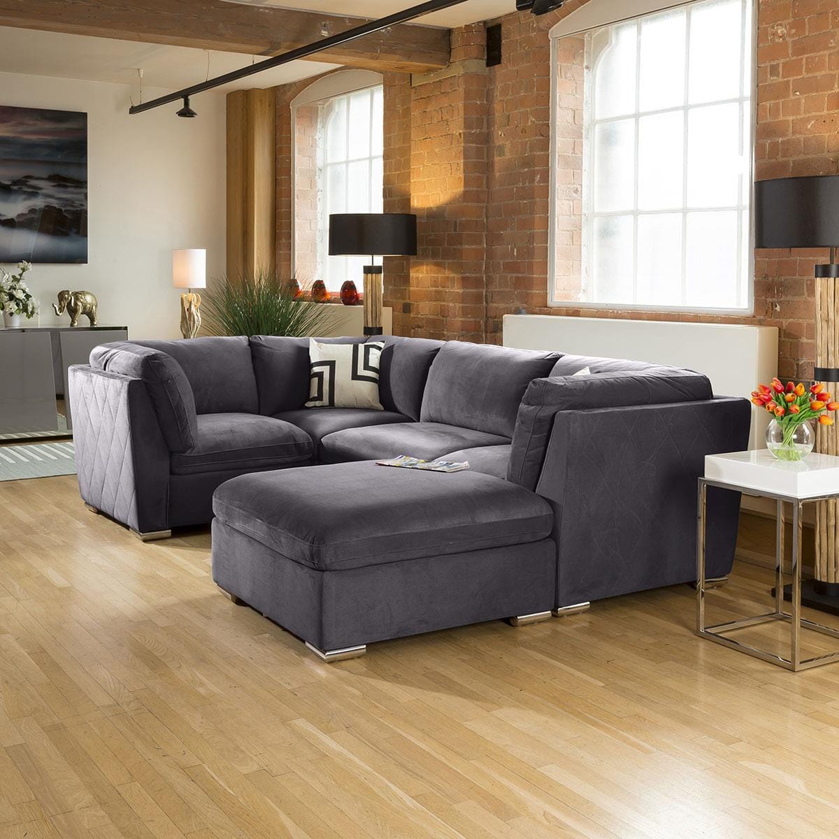 Comfy Charlotte Corner Sofa Dark Grey U Shape 5 Seater Couch 5R Living Room / Sofas / In Stock Sofas Sheffield Discount Furniture