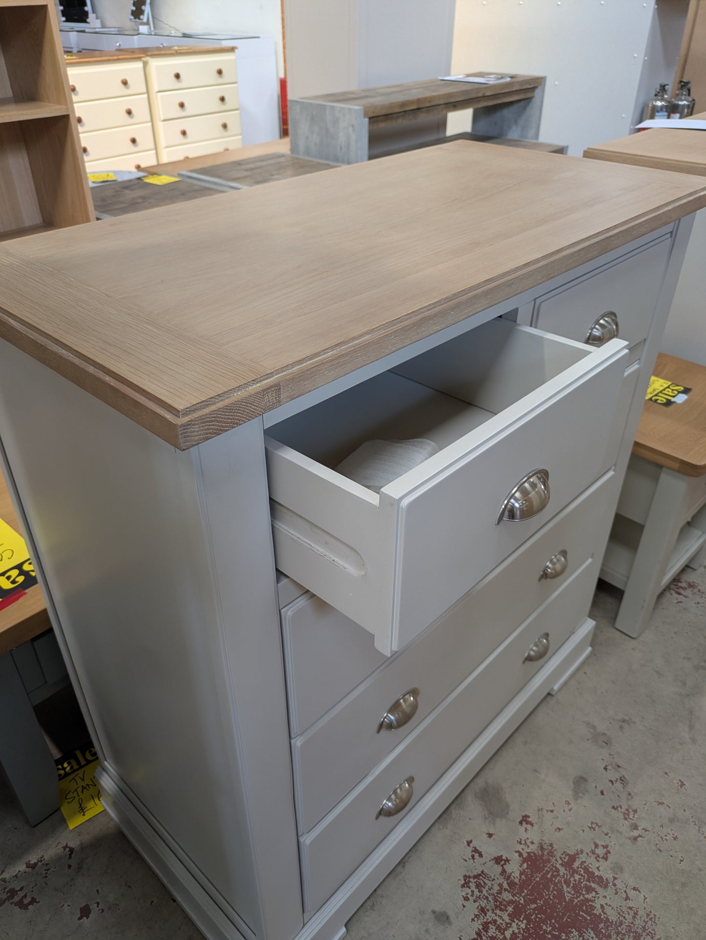 Olive chest of drawers (2 over 3) 