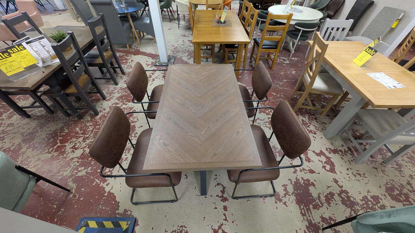 Zara 1.4m fixed top dark wood table